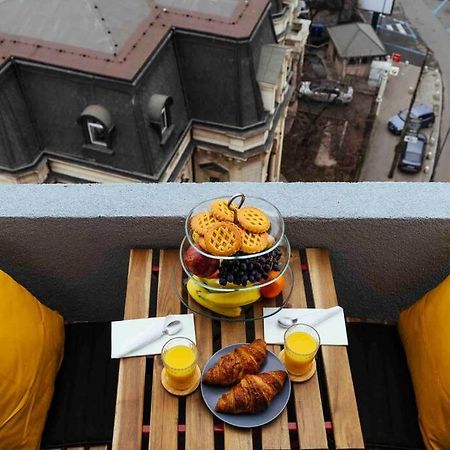 Stunning Views - Top Location - Netflix + Balcony Bucarest Esterno foto