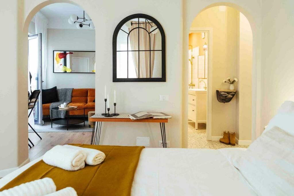 Stunning Views - Top Location - Netflix + Balcony Bucarest Esterno foto